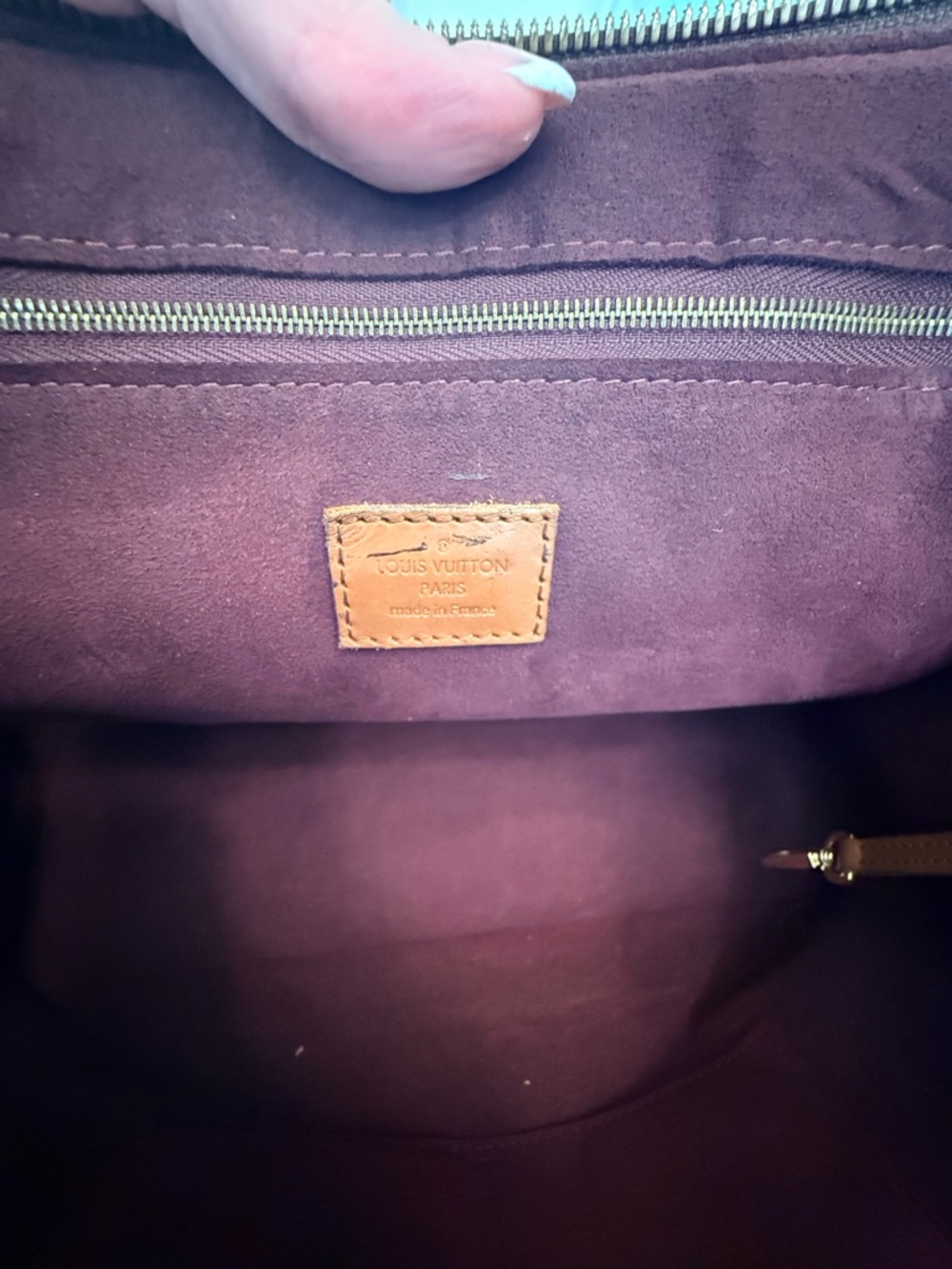 Authentic Louis Vuitton Greenwich PM - Damier Ebene with COA - Picture 16 of 16